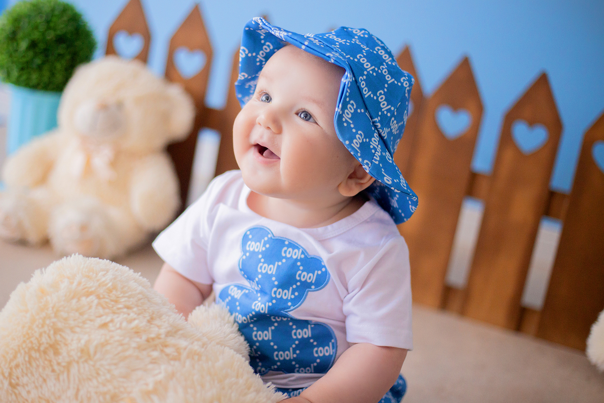 acompanhamento mensal de bebe caxias do sul figurino cenario tematico  personagem foto infantil serra gaucha fotografia familia mundo azul rosa ensaio fotografico crianca newborn baby menino menina smash the cake esmague o bolo banheira urso circoaco