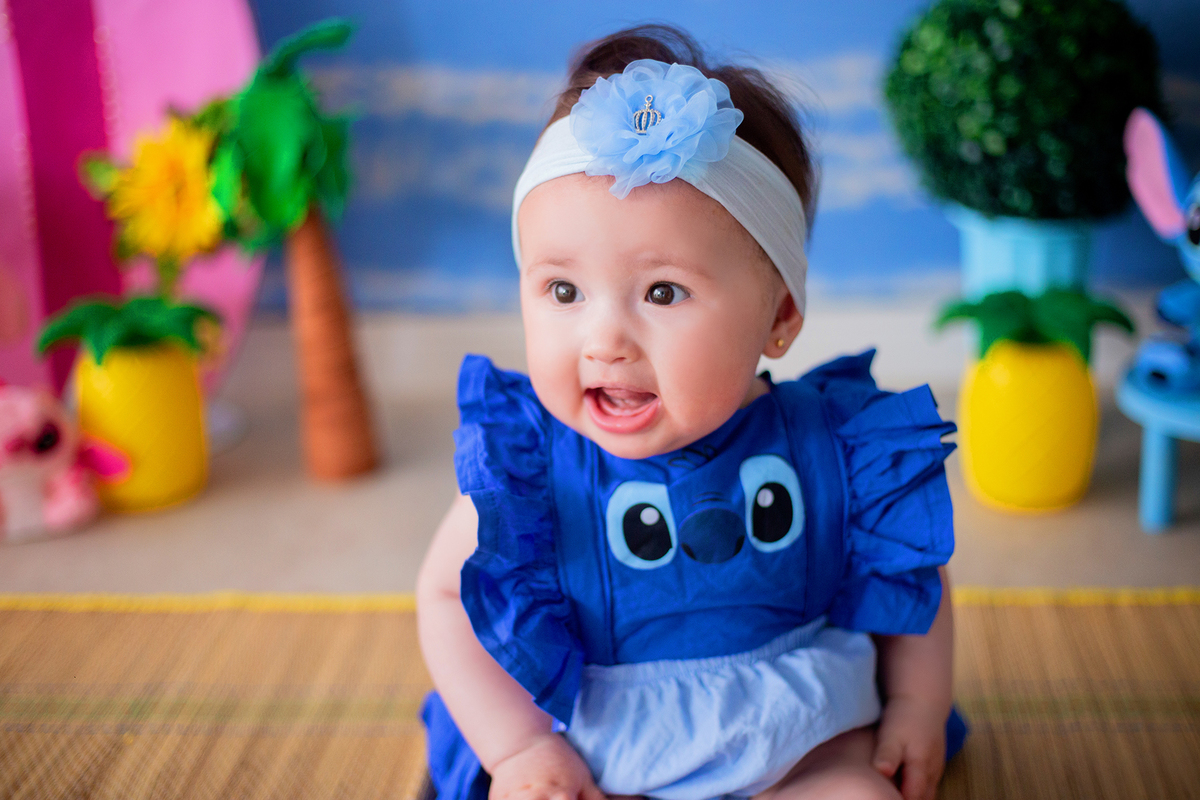 acompanhamento mensal de bebe caxias do sul figurino cenario tematico  personagem foto infantil serra gaucha fotografia familia mundo azul rosa ensaio fotografico crianca newborn baby menino menina smash the cake esmague o bolo banheira urso circoaco