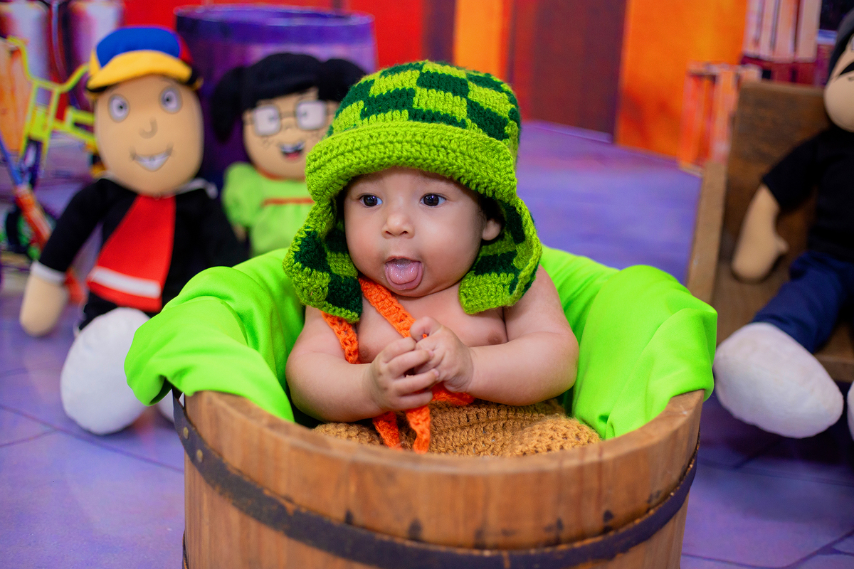 acompanhamento mensal de bebe caxias do sul figurino cenario tematico  personagem foto infantil serra gaucha fotografia familia mundo azul rosa ensaio fotografico crianca newborn baby menino menina smash the cake esmague o bolo banheira urso circoaco