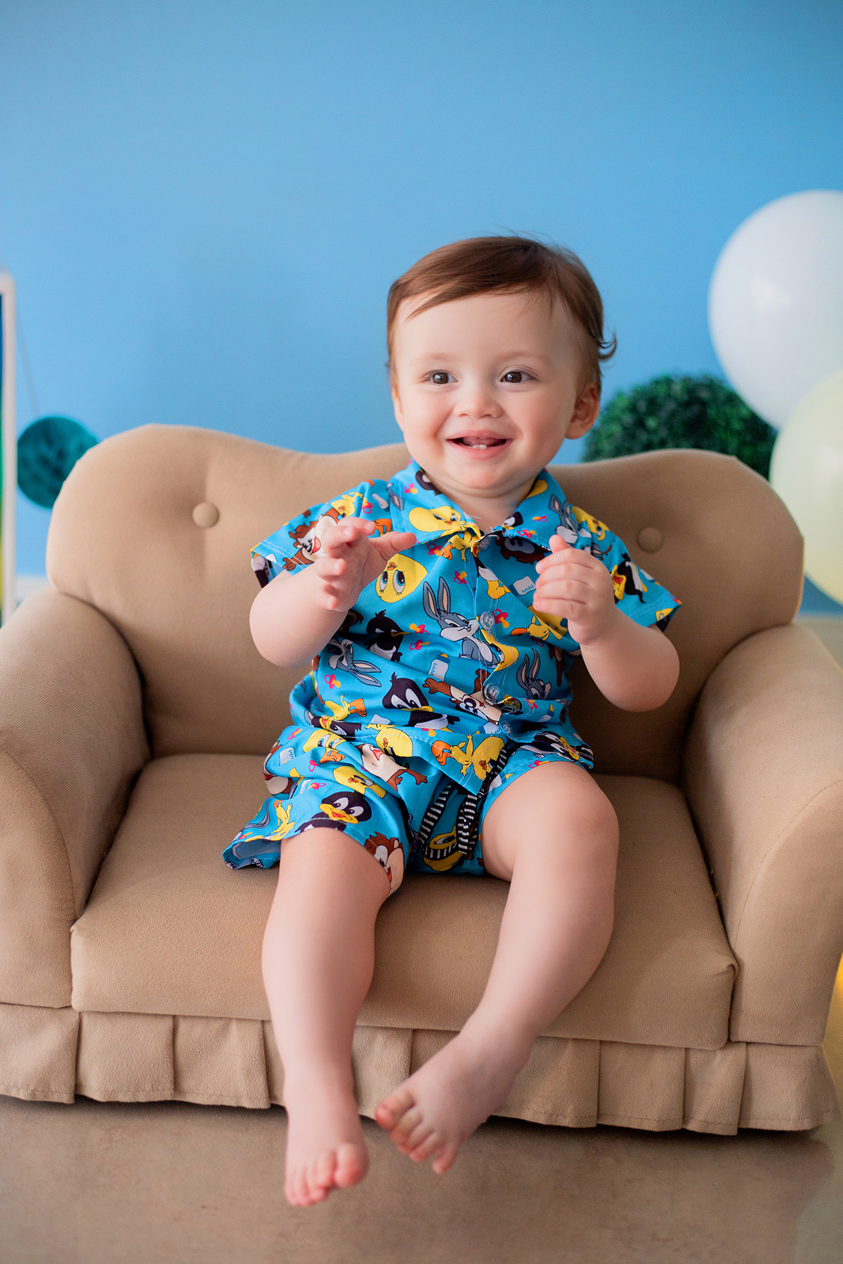acompanhamento mensal de bebe caxias do sul figurino cenario tematico  personagem foto infantil serra gaucha fotografia familia mundo azul rosa ensaio fotografico crianca newborn baby menino menina smash the cake esmague o bolo banheira urso circoaco
