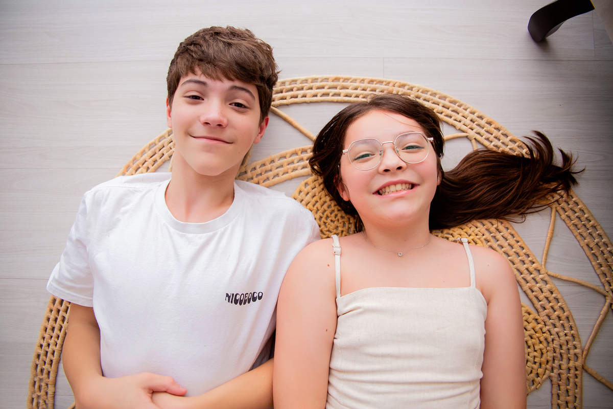 acompanhamento mensal de bebe caxias do sul figurino cenario tematico  personagem foto infantil serra gaucha fotografia familia mundo azul rosa ensaio fotografico crianca newborn baby menino menina smash the cake esmague o bolo banheira urso circoaco