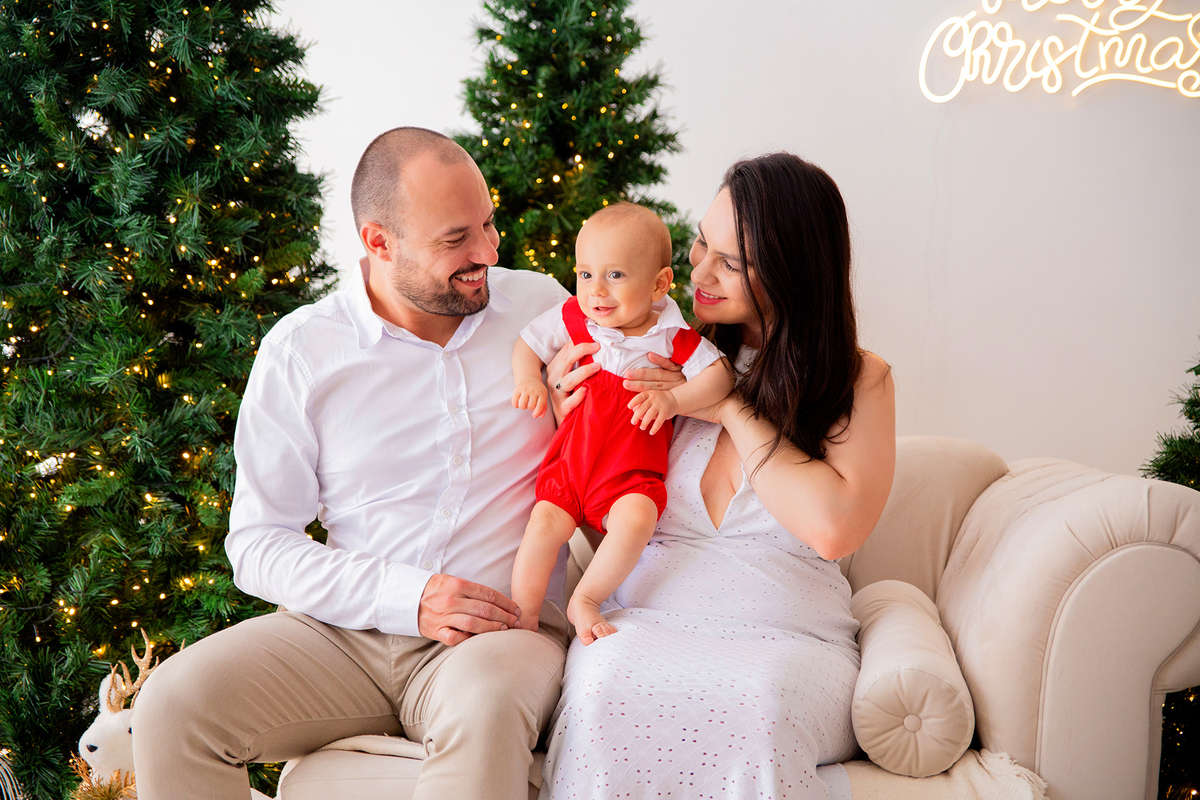 acompanhamento mensal de bebe caxias do sul figurino cenario tematico  personagem foto infantil serra gaucha fotografia familia mundo azul rosa ensaio fotografico crianca newborn baby menino menina smash the cake esmague o bolo banheira urso circoaco