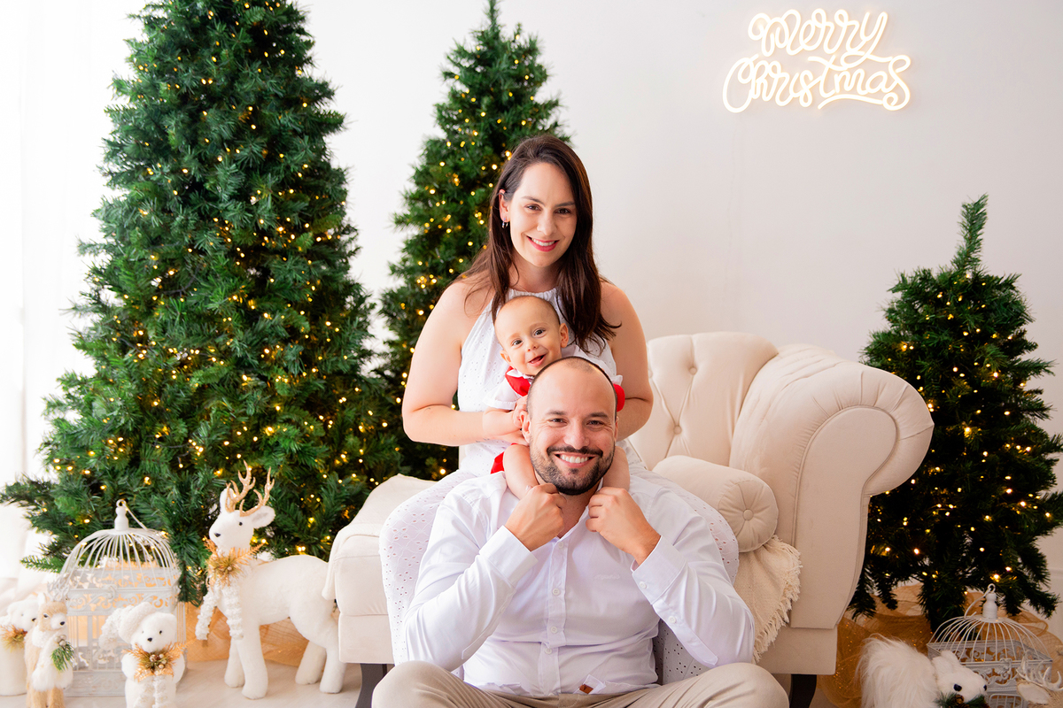 acompanhamento mensal de bebe caxias do sul figurino cenario tematico  personagem foto infantil serra gaucha fotografia familia mundo azul rosa ensaio fotografico crianca newborn baby menino menina smash the cake esmague o bolo banheira urso circoaco