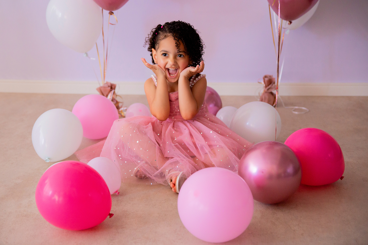 acompanhamento mensal de bebe caxias do sul figurino cenario tematico  personagem foto infantil serra gaucha fotografia familia mundo azul rosa ensaio fotografico crianca newborn baby menino menina smash the cake esmague o bolo banheira urso circoaco