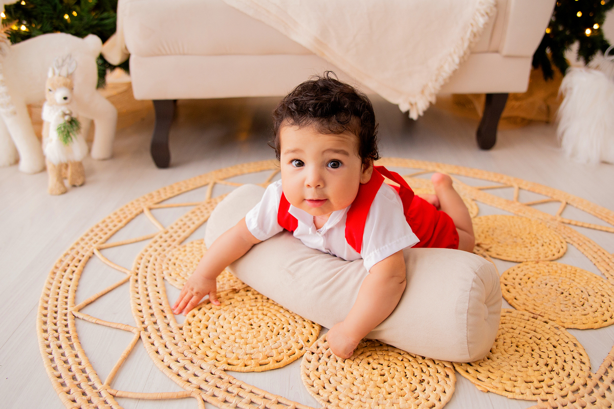 acompanhamento mensal de bebe caxias do sul figurino cenario tematico  personagem foto infantil serra gaucha fotografia familia mundo azul rosa ensaio fotografico crianca newborn baby menino menina smash the cake esmague o bolo banheira urso circoaco