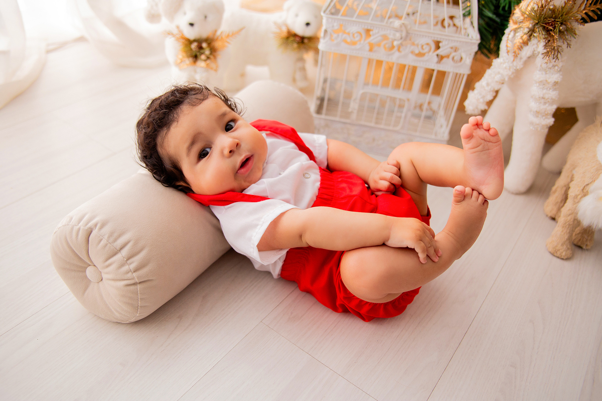 acompanhamento mensal de bebe caxias do sul figurino cenario tematico  personagem foto infantil serra gaucha fotografia familia mundo azul rosa ensaio fotografico crianca newborn baby menino menina smash the cake esmague o bolo banheira urso circoaco