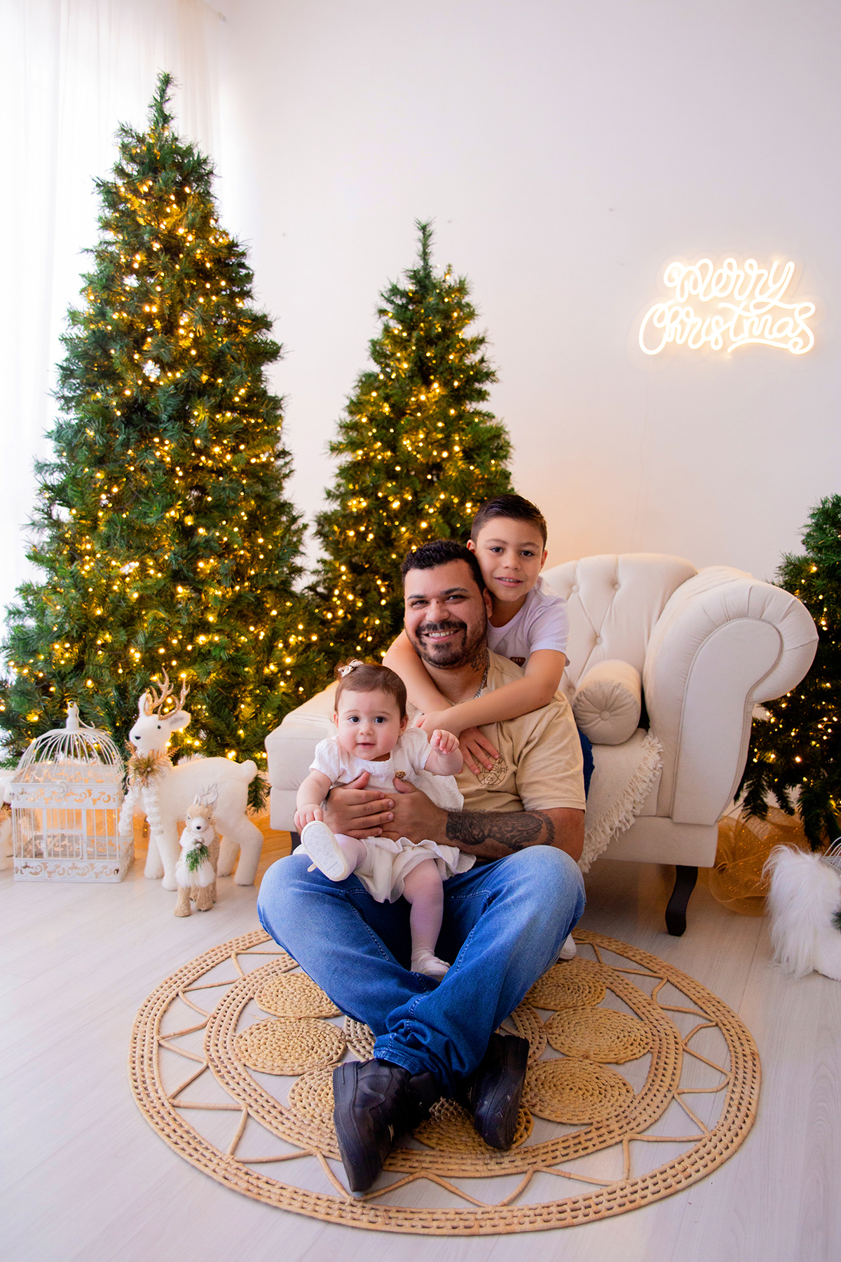 acompanhamento mensal de bebe caxias do sul figurino cenario tematico  personagem foto infantil serra gaucha fotografia familia mundo azul rosa ensaio fotografico crianca newborn baby menino menina smash the cake esmague o bolo banheira urso circoaco