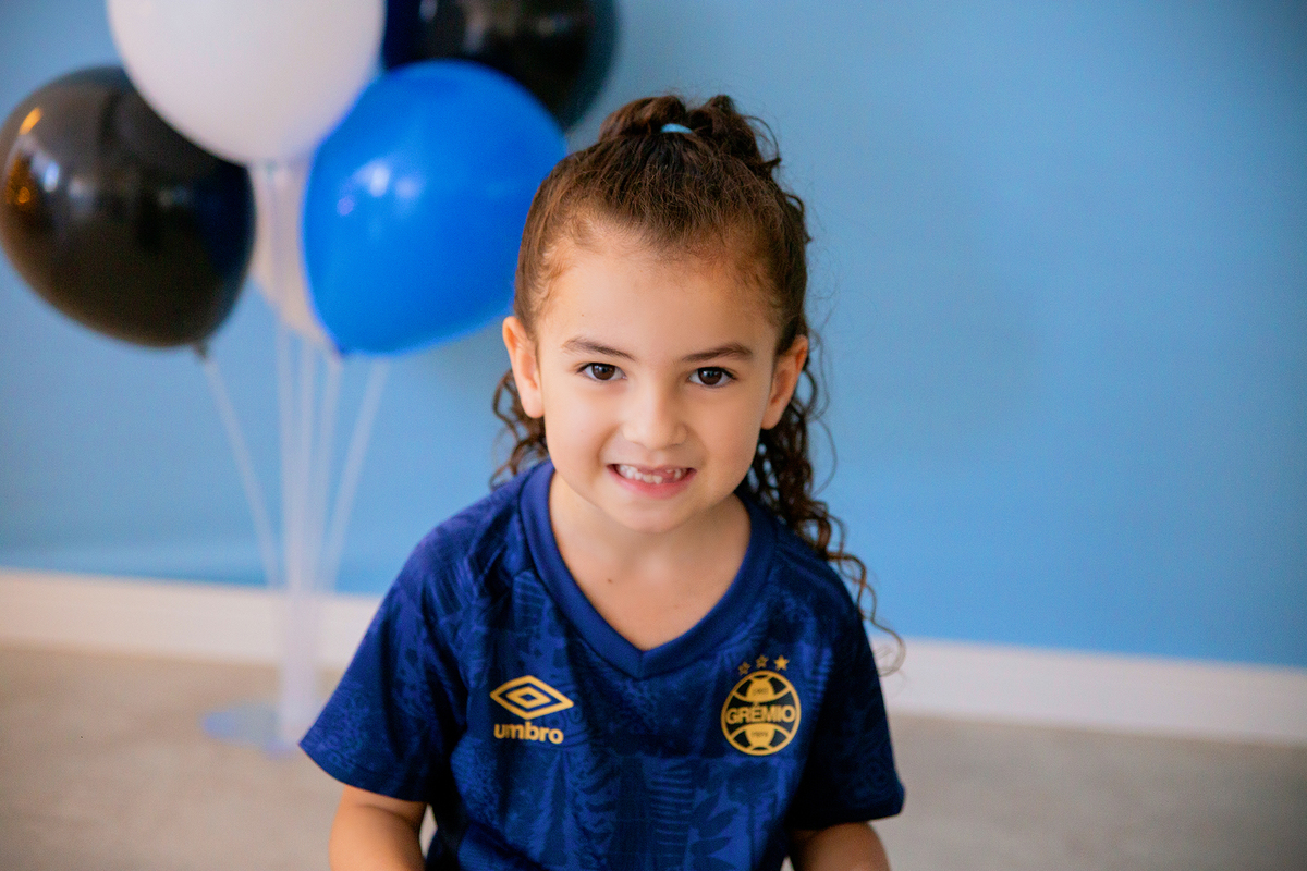 acompanhamento mensal de bebe caxias do sul figurino cenario tematico  personagem foto infantil serra gaucha fotografia familia mundo azul rosa ensaio fotografico crianca newborn baby menino menina smash the cake esmague o bolo banheira urso circoaco