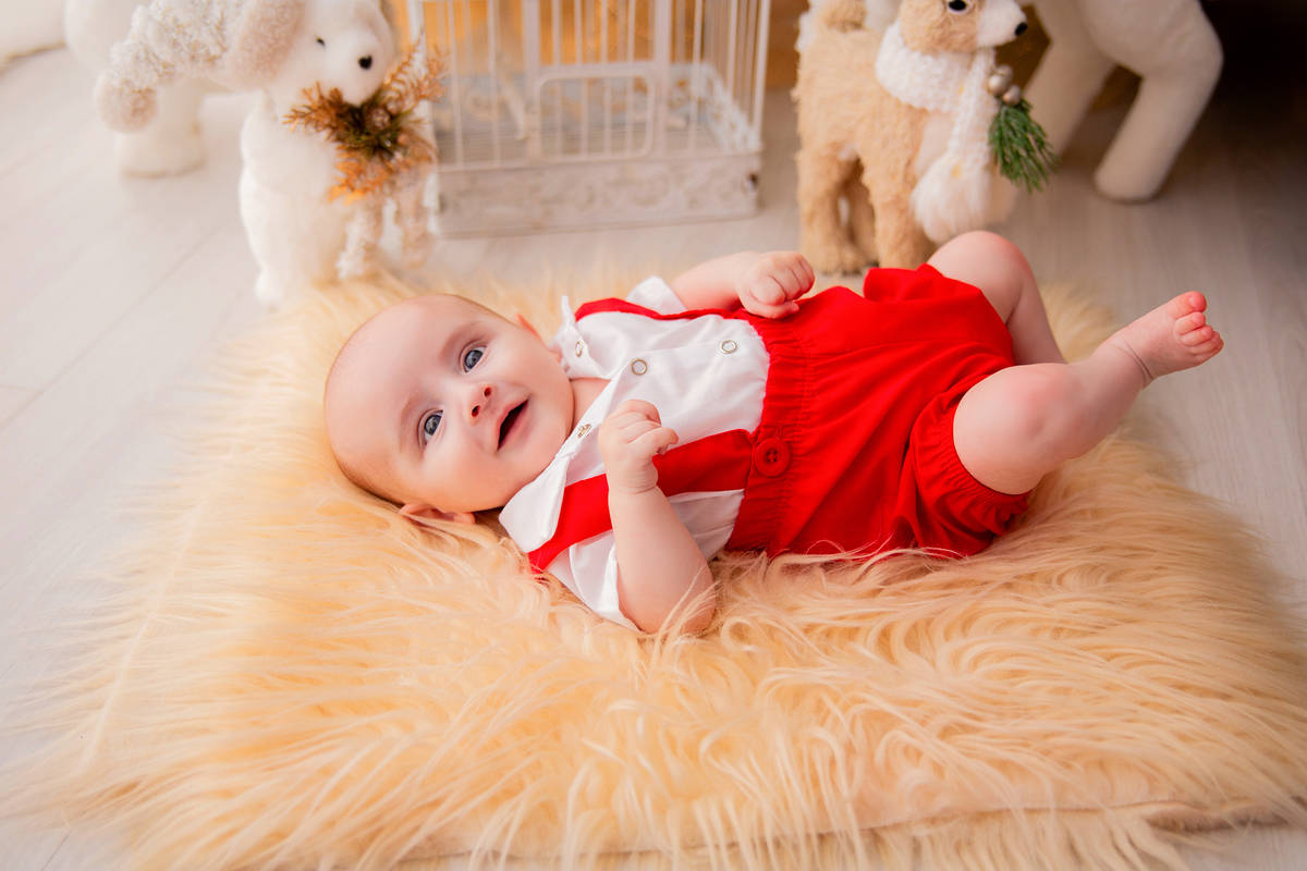 acompanhamento mensal de bebe caxias do sul figurino cenario tematico  personagem foto infantil serra gaucha fotografia familia mundo azul rosa ensaio fotografico crianca newborn baby menino menina smash the cake esmague o bolo banheira urso circoaco