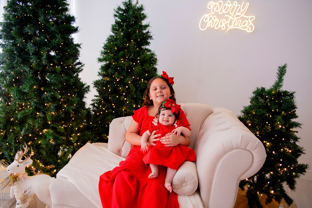 acompanhamento mensal de bebe caxias do sul figurino cenario tematico  personagem foto infantil serra gaucha fotografia familia mundo azul rosa ensaio fotografico crianca newborn baby menino menina smash the cake esmague o bolo banheira urso circoaco