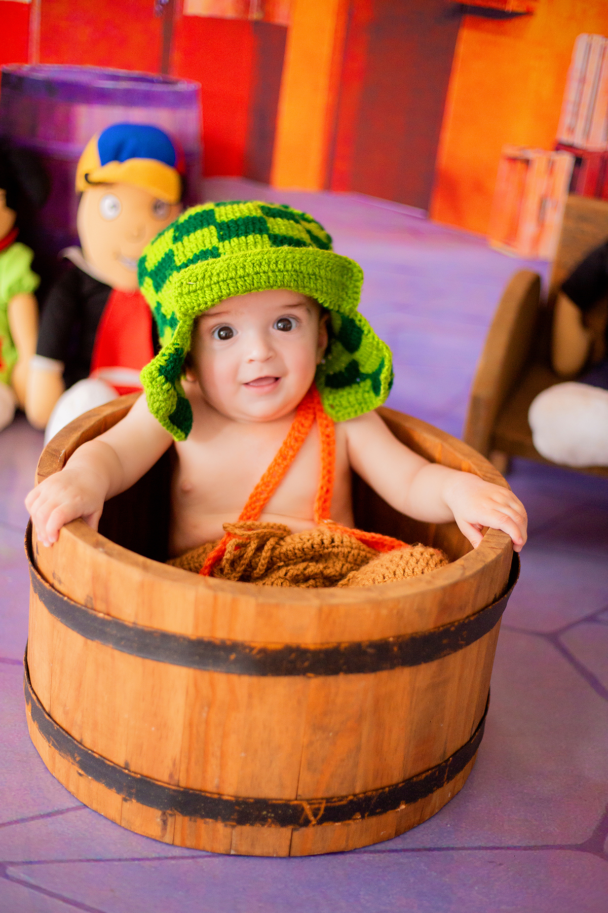 acompanhamento mensal de bebe caxias do sul figurino cenario tematico  personagem foto infantil serra gaucha fotografia familia mundo azul rosa ensaio fotografico crianca newborn baby menino menina smash the cake esmague o bolo banheira urso circoaco