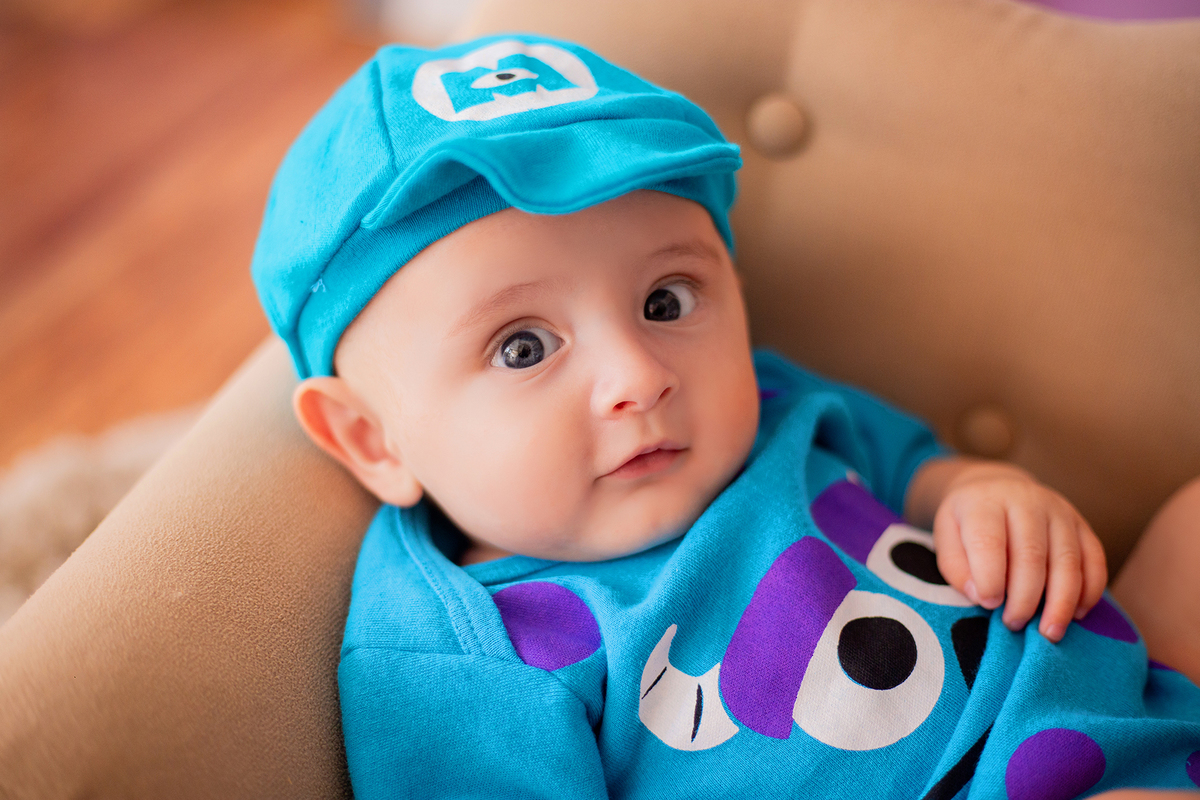 acompanhamento mensal de bebe caxias do sul figurino cenario tematico  personagem foto infantil serra gaucha fotografia familia mundo azul rosa ensaio fotografico crianca newborn baby menino menina smash the cake esmague o bolo banheira urso circoaco