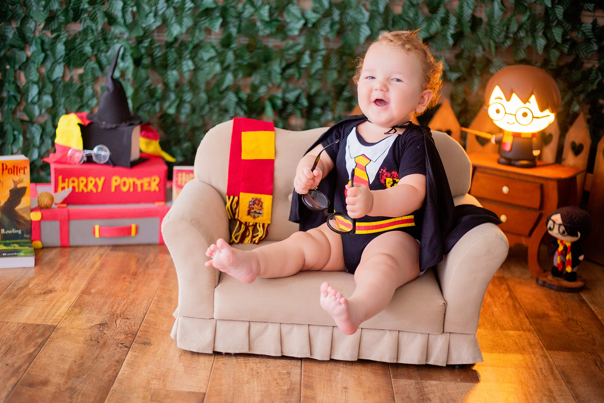 acompanhamento mensal de bebe caxias do sul figurino cenario tematico  personagem foto infantil serra gaucha fotografia familia mundo azul rosa ensaio fotografico crianca newborn baby menino menina smash the cake esmague o bolo banheira urso circoaco