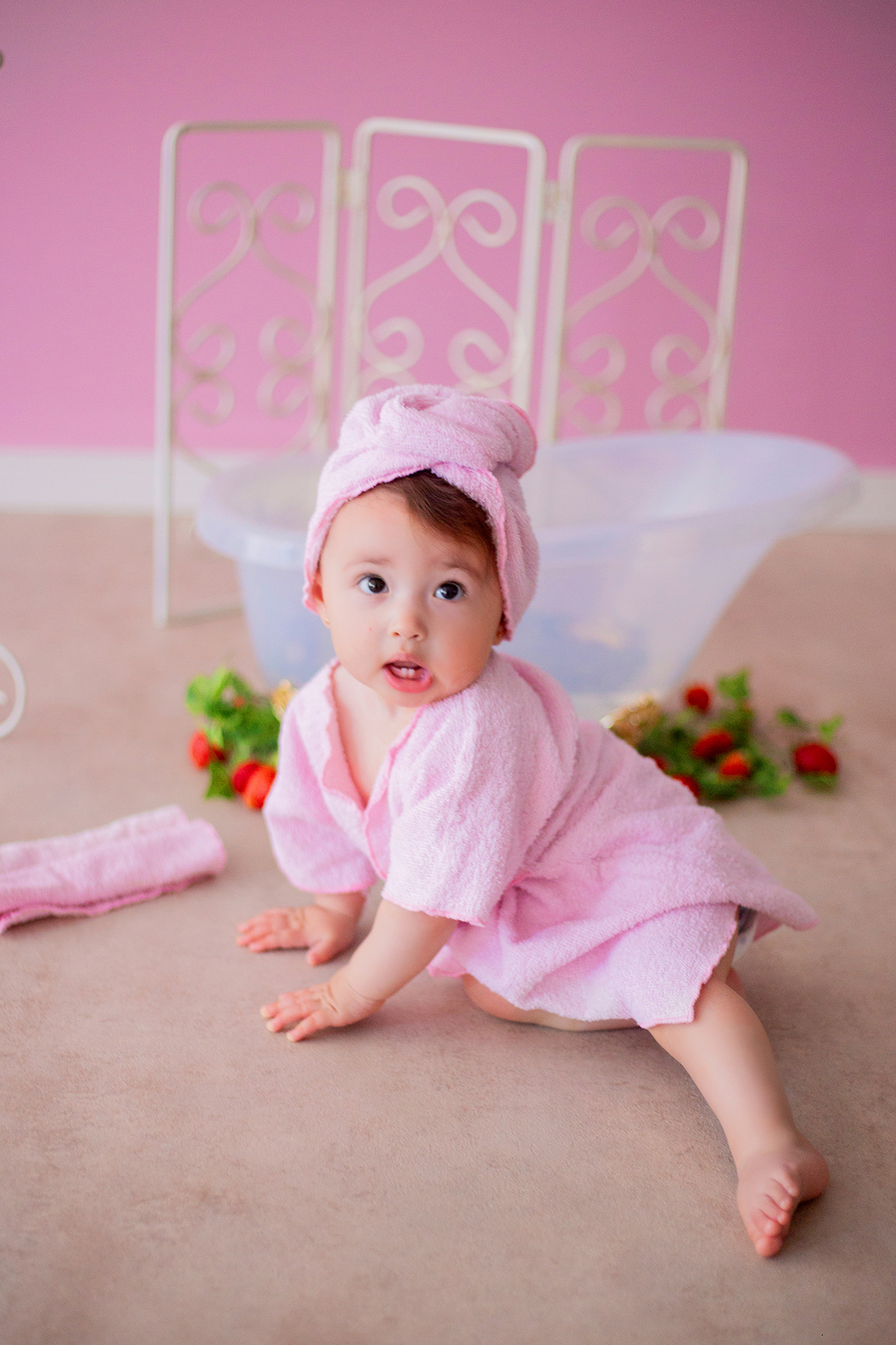acompanhamento mensal de bebe caxias do sul figurino cenario tematico  personagem foto infantil serra gaucha fotografia familia mundo azul rosa ensaio fotografico crianca newborn baby menino menina smash the cake esmague o bolo banheira urso circoaco