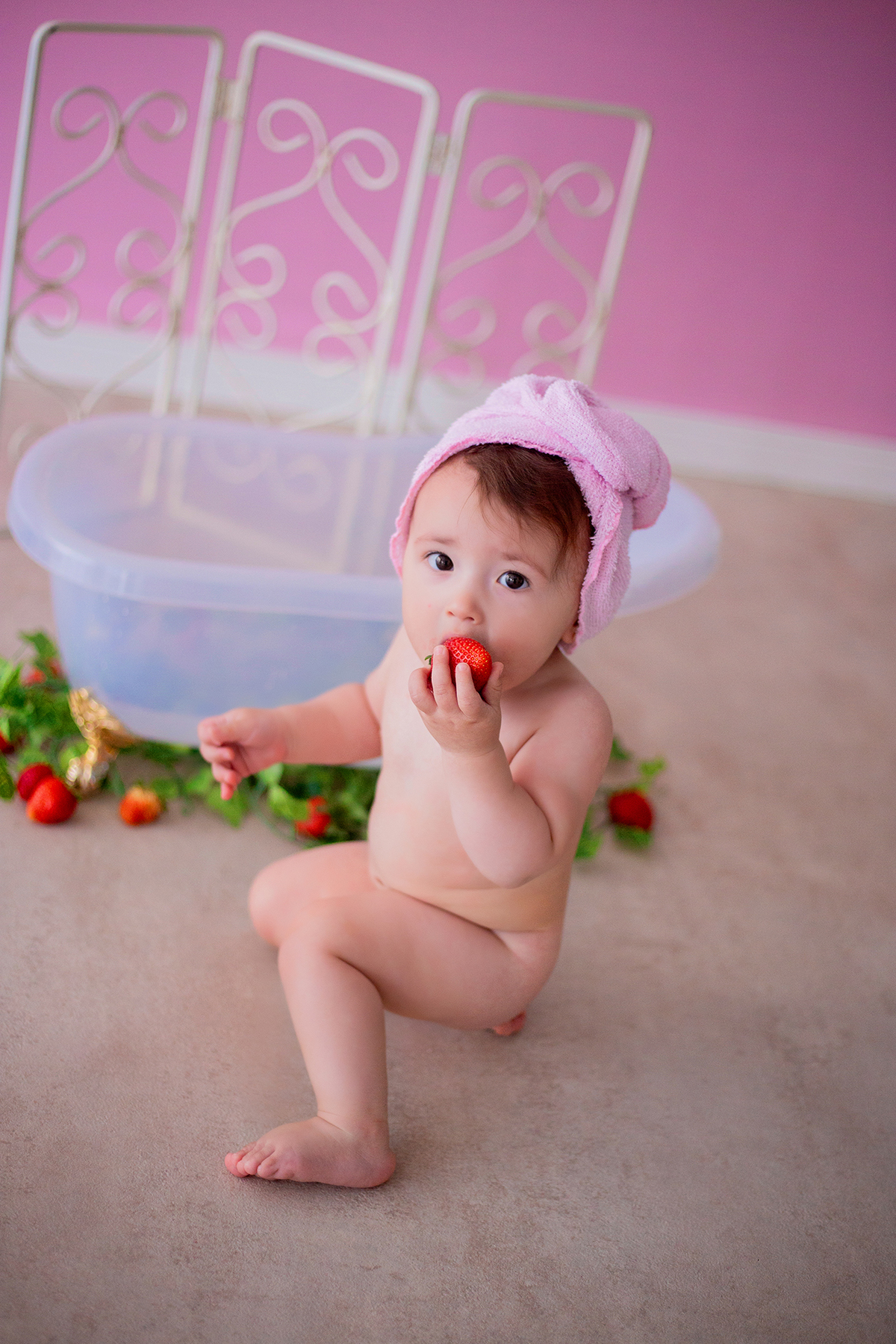 acompanhamento mensal de bebe caxias do sul figurino cenario tematico  personagem foto infantil serra gaucha fotografia familia mundo azul rosa ensaio fotografico crianca newborn baby menino menina smash the cake esmague o bolo banheira urso circoaco