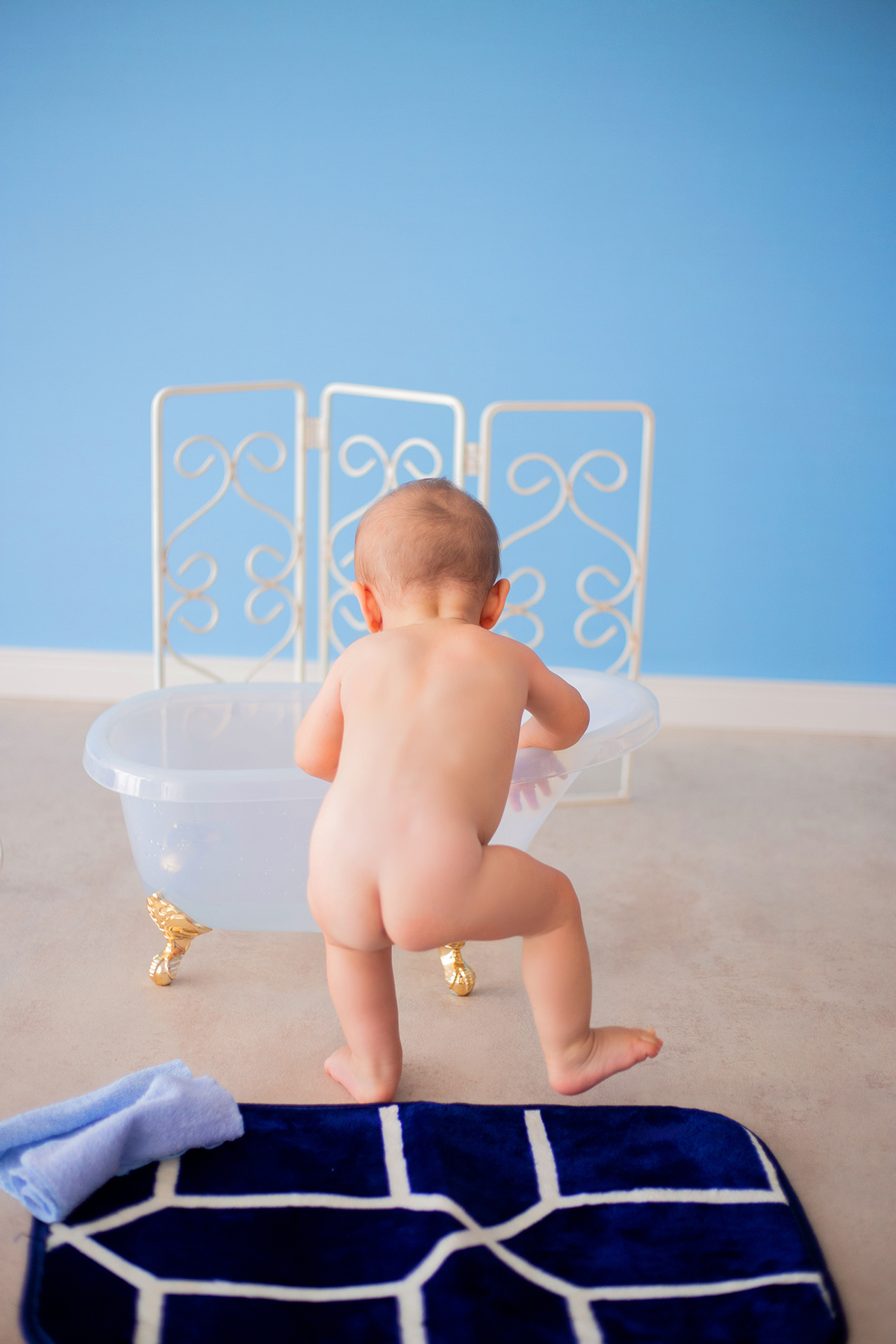 acompanhamento mensal de bebe caxias do sul figurino cenario tematico  personagem foto infantil serra gaucha fotografia familia mundo azul rosa ensaio fotografico crianca newborn baby menino menina smash the cake esmague o bolo banheira urso circoaco