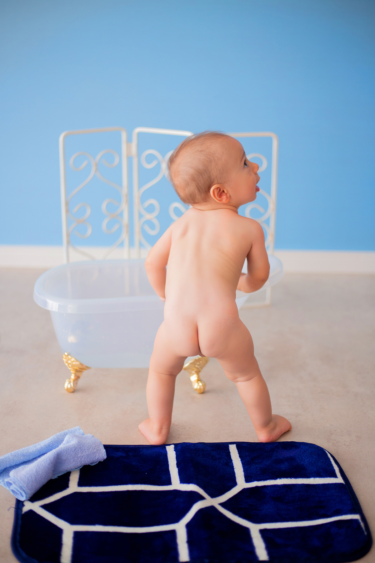 acompanhamento mensal de bebe caxias do sul figurino cenario tematico  personagem foto infantil serra gaucha fotografia familia mundo azul rosa ensaio fotografico crianca newborn baby menino menina smash the cake esmague o bolo banheira urso circoaco