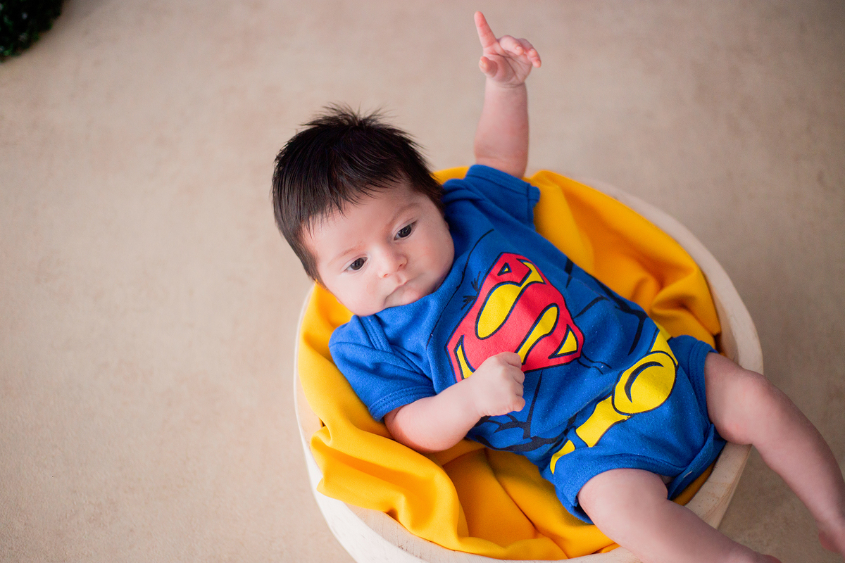 acompanhamento mensal de bebe caxias do sul figurino cenario tematico  personagem foto infantil serra gaucha fotografia familia mundo azul rosa ensaio fotografico crianca newborn baby menino menina smash the cake esmague o bolo banheira urso circoaco