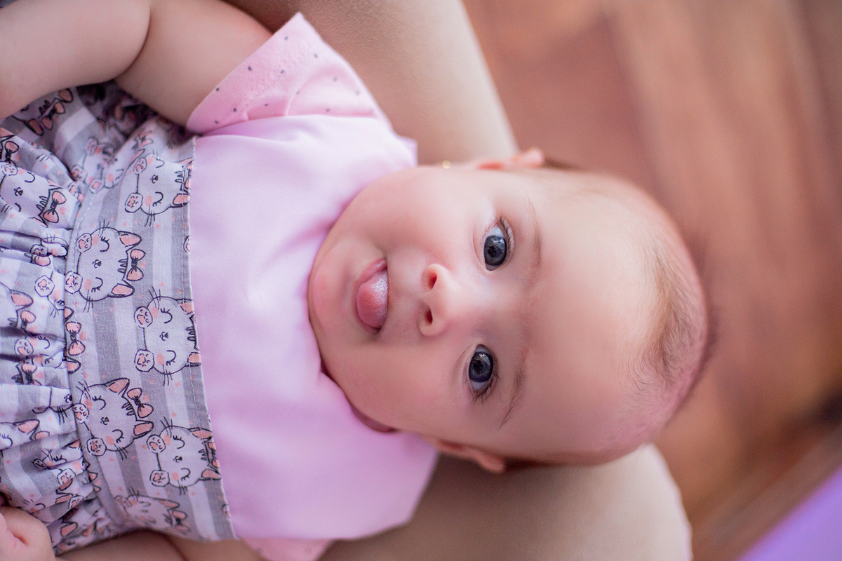 acompanhamento mensal de bebe caxias do sul figurino cenario tematico  personagem foto infantil serra gaucha fotografia familia mundo azul rosa ensaio fotografico crianca newborn baby menino menina smash the cake esmague o bolo banheira urso circoaco
