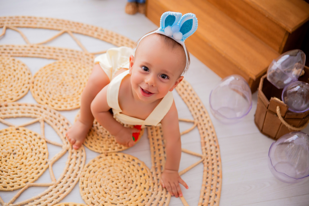acompanhamento mensal de bebe caxias do sul figurino cenario tematico  personagem foto infantil serra gaucha fotografia familia mundo azul rosa ensaio fotografico crianca newborn baby menino menina smash the cake esmague o bolo banheira urso circoaco
