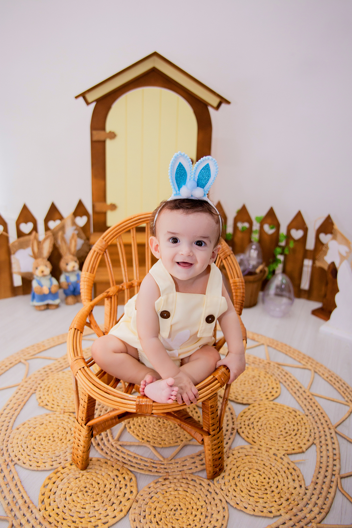 acompanhamento mensal de bebe caxias do sul figurino cenario tematico  personagem foto infantil serra gaucha fotografia familia mundo azul rosa ensaio fotografico crianca newborn baby menino menina smash the cake esmague o bolo banheira urso circoaco