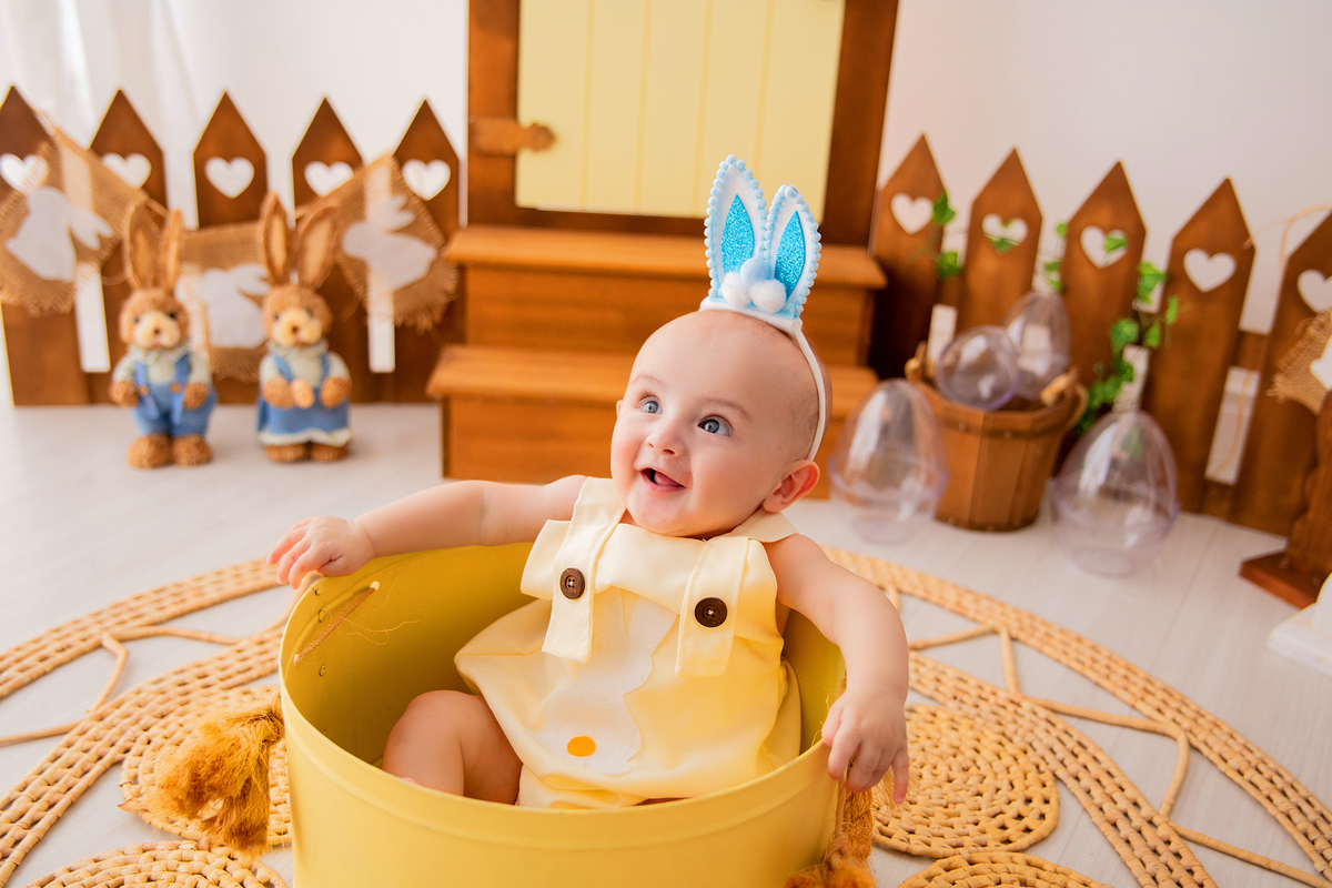 acompanhamento mensal de bebe caxias do sul figurino cenario tematico  personagem foto infantil serra gaucha fotografia familia mundo azul rosa ensaio fotografico crianca newborn baby menino menina smash the cake esmague o bolo banheira urso circoaco