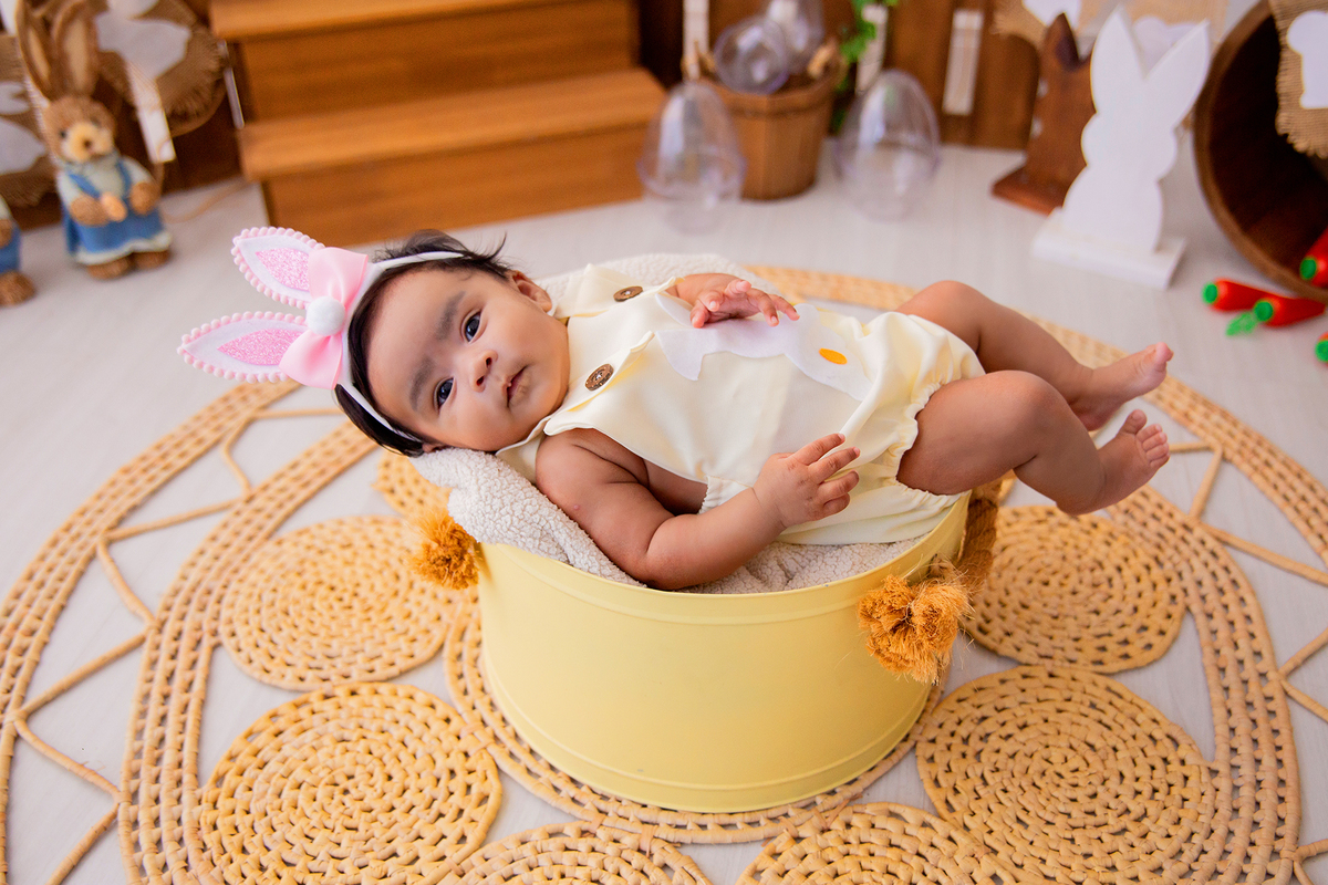 acompanhamento mensal de bebe caxias do sul figurino cenario tematico  personagem foto infantil serra gaucha fotografia familia mundo azul rosa ensaio fotografico crianca newborn baby menino menina smash the cake esmague o bolo banheira urso circoaco