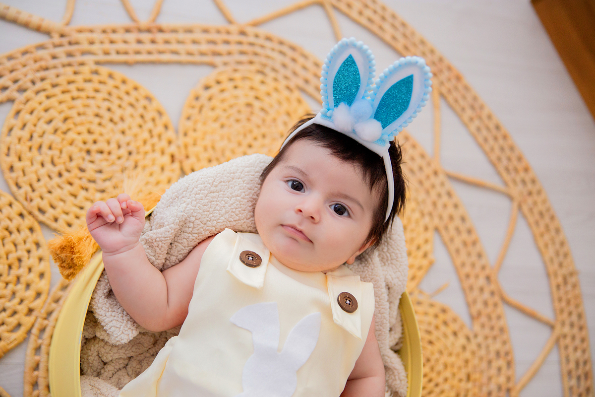 acompanhamento mensal de bebe caxias do sul figurino cenario tematico  personagem foto infantil serra gaucha fotografia familia mundo azul rosa ensaio fotografico crianca newborn baby menino menina smash the cake esmague o bolo banheira urso circoaco