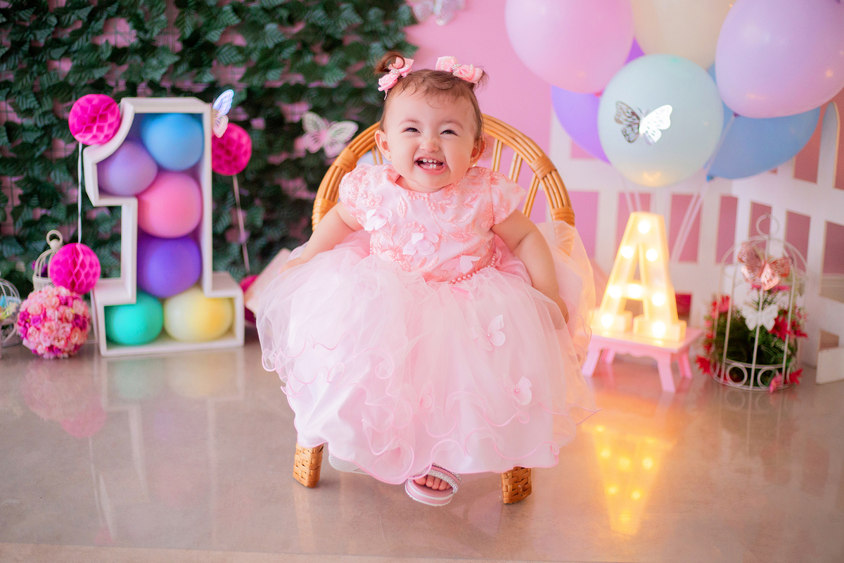 acompanhamento mensal de bebe caxias do sul figurino cenario tematico  personagem foto infantil serra gaucha fotografia familia mundo azul rosa ensaio fotografico crianca newborn baby menino menina smash the cake esmague o bolo banheira urso circoaco