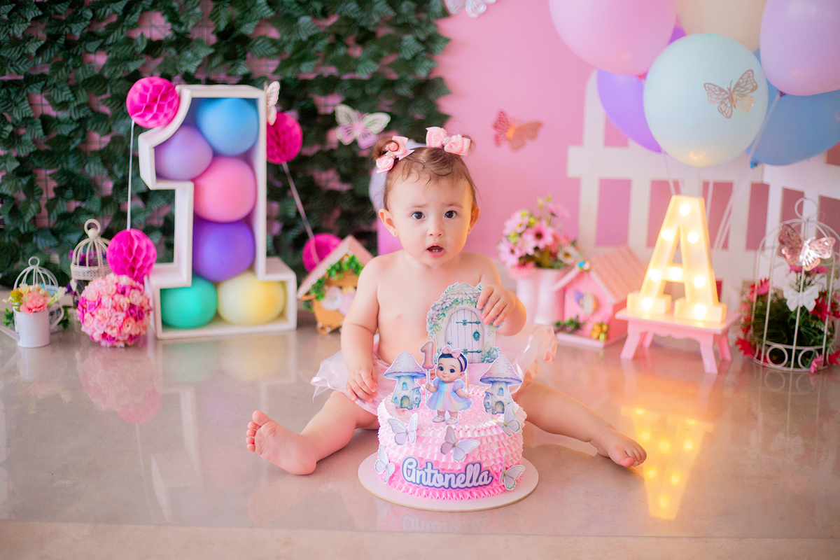 acompanhamento mensal de bebe caxias do sul figurino cenario tematico  personagem foto infantil serra gaucha fotografia familia mundo azul rosa ensaio fotografico crianca newborn baby menino menina smash the cake esmague o bolo banheira urso circoaco