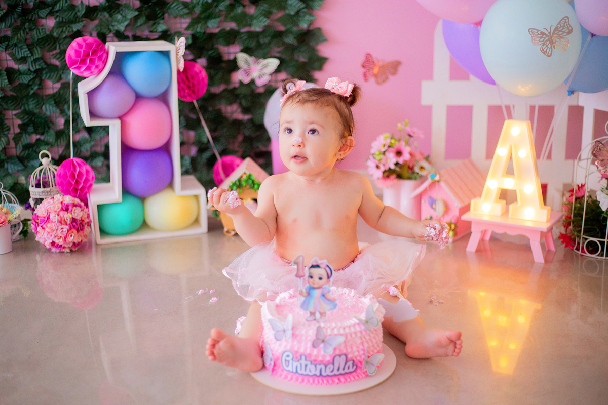 acompanhamento mensal de bebe caxias do sul figurino cenario tematico  personagem foto infantil serra gaucha fotografia familia mundo azul rosa ensaio fotografico crianca newborn baby menino menina smash the cake esmague o bolo banheira urso circoaco