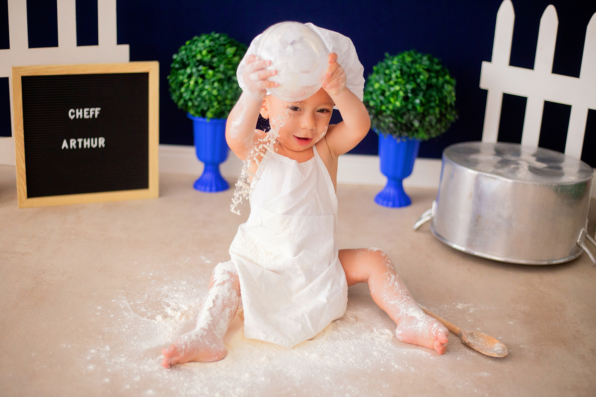 acompanhamento mensal de bebe caxias do sul figurino cenario tematico  personagem foto infantil serra gaucha fotografia familia mundo azul rosa ensaio fotografico crianca newborn baby menino menina smash the cake esmague o bolo banheira urso circoaco
