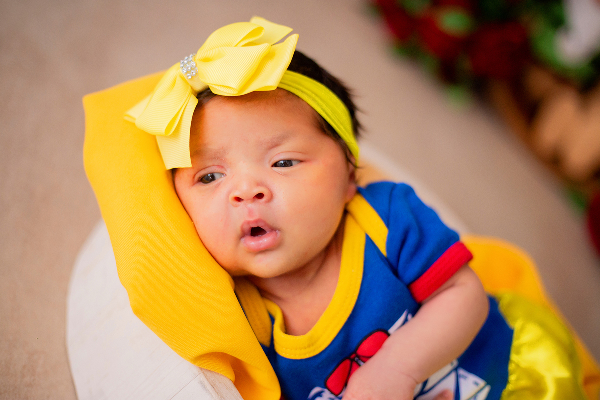 acompanhamento mensal de bebe caxias do sul figurino cenario tematico  personagem foto infantil serra gaucha fotografia familia mundo azul rosa ensaio fotografico crianca newborn baby menino menina smash the cake esmague o bolo banheira urso circoaco