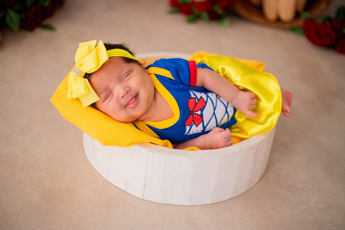 acompanhamento mensal de bebe caxias do sul figurino cenario tematico  personagem foto infantil serra gaucha fotografia familia mundo azul rosa ensaio fotografico crianca newborn baby menino menina smash the cake esmague o bolo banheira urso circoaco