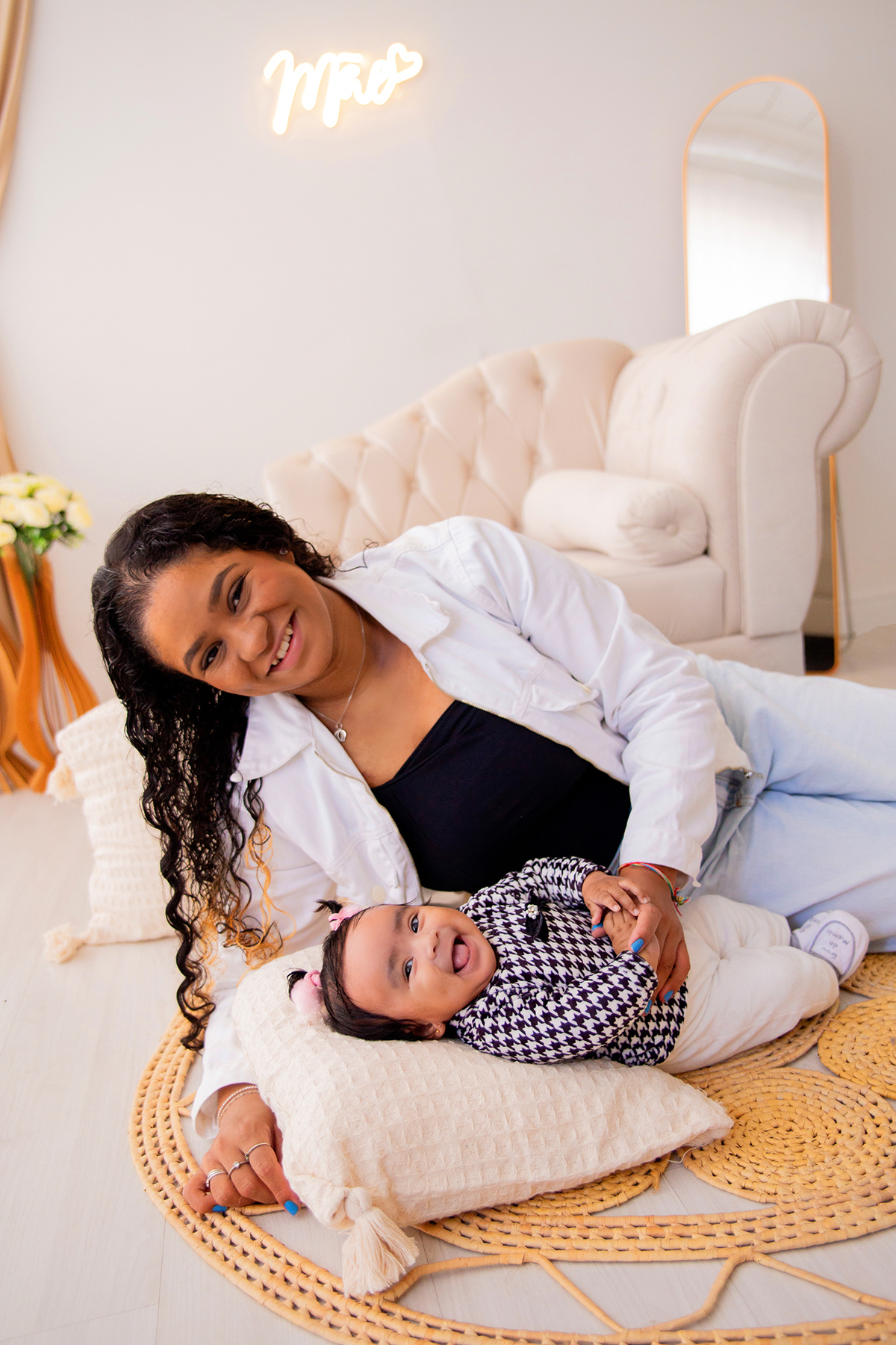 acompanhamento mensal de bebe caxias do sul figurino cenario tematico  personagem foto infantil serra gaucha fotografia familia mundo azul rosa ensaio fotografico crianca newborn baby menino menina smash the cake esmague o bolo banheira urso circoaco