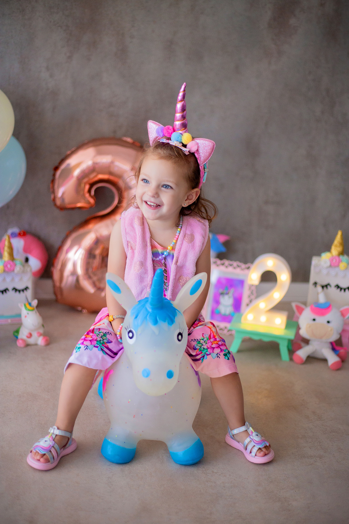 acompanhamento mensal de bebe caxias do sul figurino cenario tematico  personagem foto infantil serra gaucha fotografia familia mundo azul rosa ensaio fotografico crianca newborn baby menino menina smash the cake esmague o bolo banheira urso circoaco