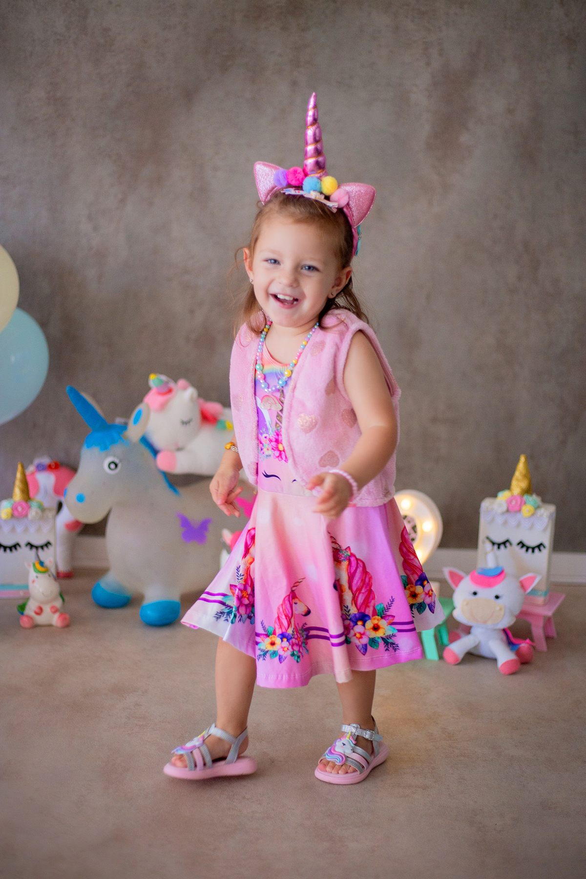 acompanhamento mensal de bebe caxias do sul figurino cenario tematico  personagem foto infantil serra gaucha fotografia familia mundo azul rosa ensaio fotografico crianca newborn baby menino menina smash the cake esmague o bolo banheira urso circoaco