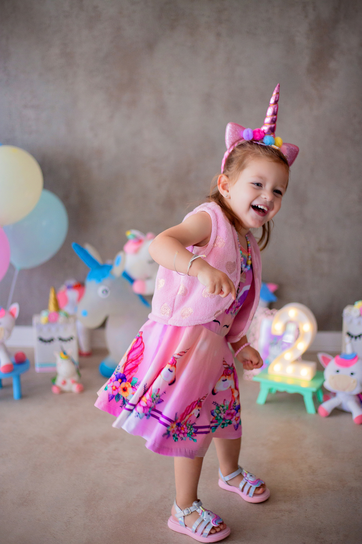 acompanhamento mensal de bebe caxias do sul figurino cenario tematico  personagem foto infantil serra gaucha fotografia familia mundo azul rosa ensaio fotografico crianca newborn baby menino menina smash the cake esmague o bolo banheira urso circoaco