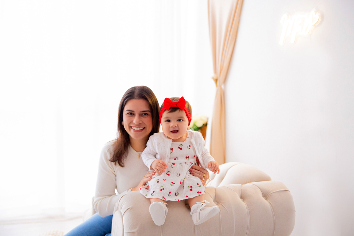 acompanhamento mensal de bebe caxias do sul figurino cenario tematico  personagem foto infantil serra gaucha fotografia familia mundo azul rosa ensaio fotografico crianca newborn baby menino menina smash the cake esmague o bolo banheira urso circoaco