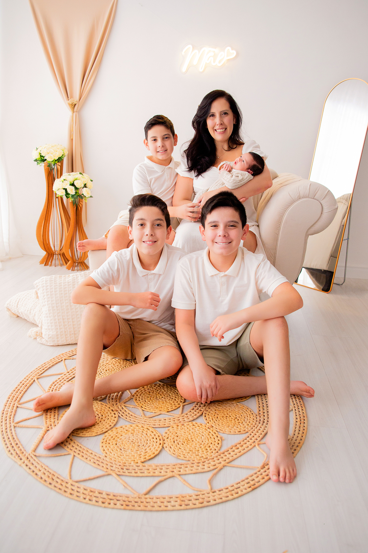 acompanhamento mensal de bebe caxias do sul figurino cenario tematico  personagem foto infantil serra gaucha fotografia familia mundo azul rosa ensaio fotografico crianca newborn baby menino menina smash the cake esmague o bolo banheira urso circoaco