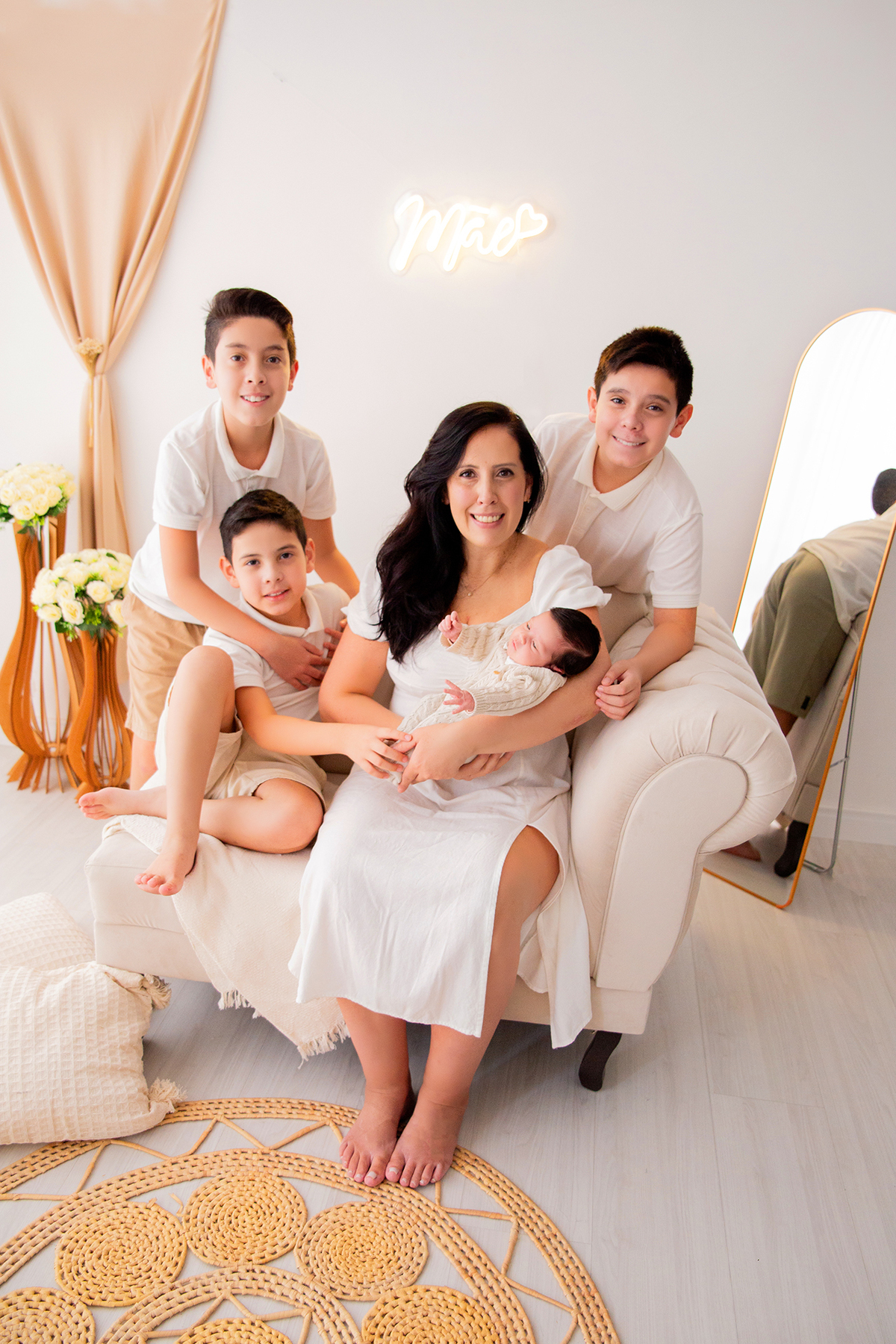 acompanhamento mensal de bebe caxias do sul figurino cenario tematico  personagem foto infantil serra gaucha fotografia familia mundo azul rosa ensaio fotografico crianca newborn baby menino menina smash the cake esmague o bolo banheira urso circoaco