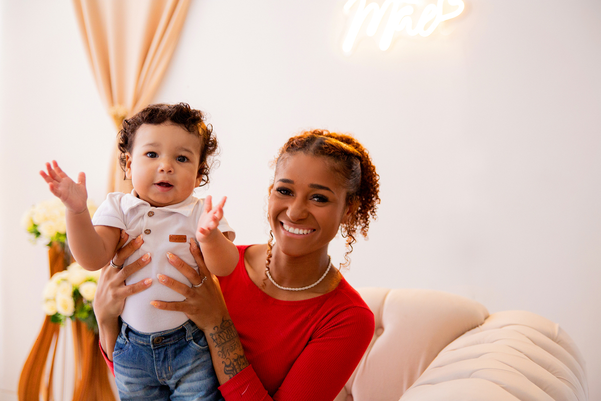 acompanhamento mensal de bebe caxias do sul figurino cenario tematico  personagem foto infantil serra gaucha fotografia familia mundo azul rosa ensaio fotografico crianca newborn baby menino menina smash the cake esmague o bolo banheira urso circoaco