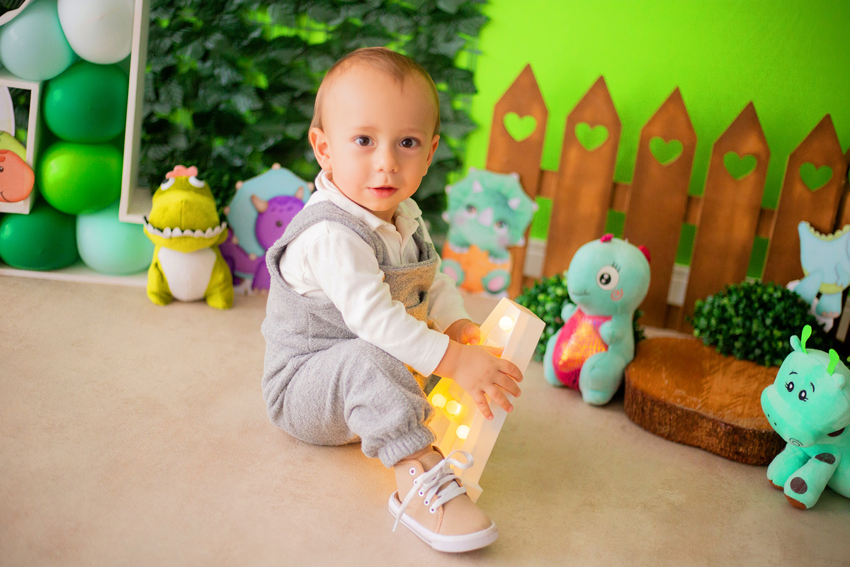 acompanhamento mensal de bebe caxias do sul figurino cenario tematico  personagem foto infantil serra gaucha fotografia familia mundo azul rosa ensaio fotografico crianca newborn baby menino menina smash the cake esmague o bolo banheira urso circoaco