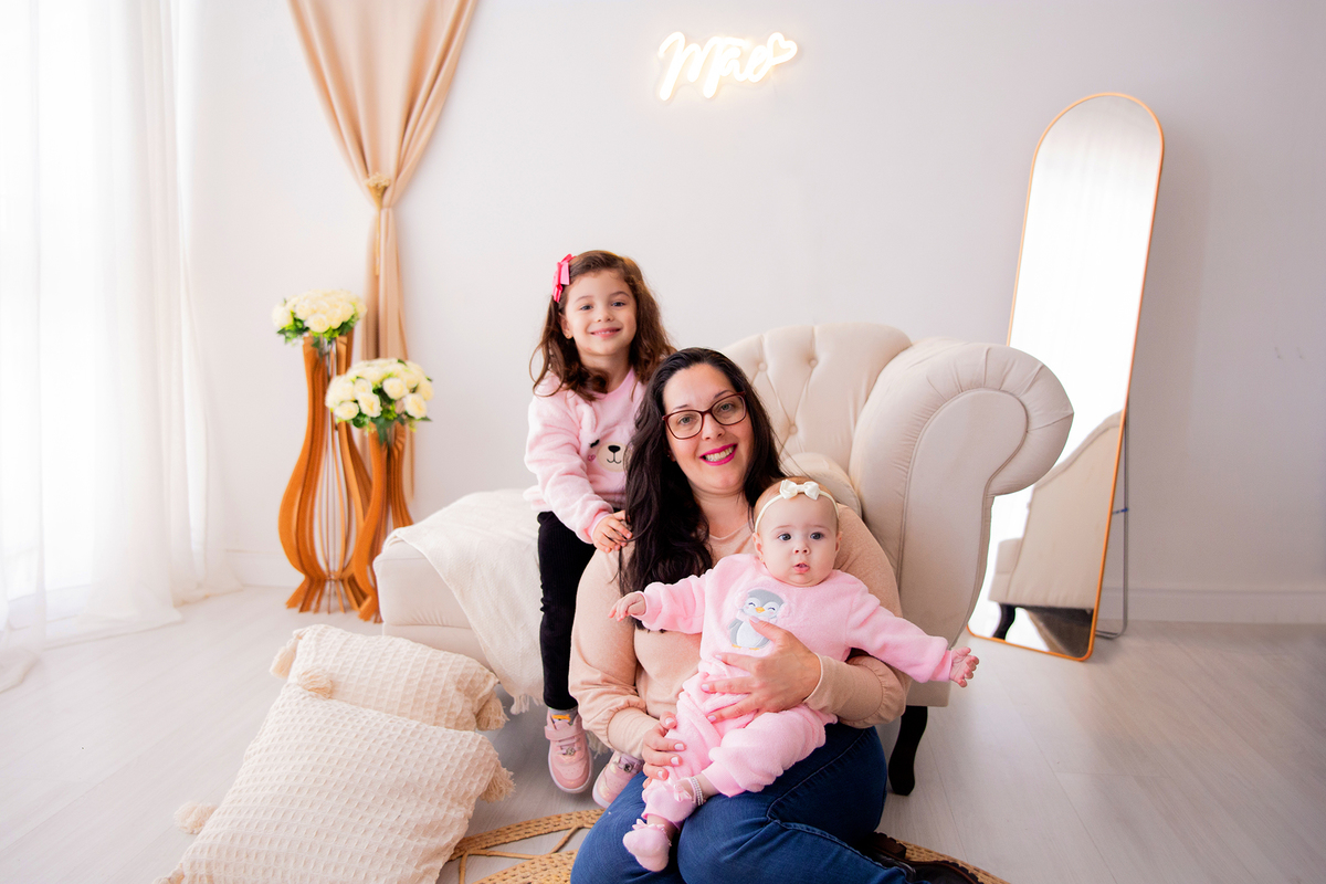 acompanhamento mensal de bebe caxias do sul figurino cenario tematico  personagem foto infantil serra gaucha fotografia familia mundo azul rosa ensaio fotografico crianca newborn baby menino menina smash the cake esmague o bolo banheira urso circoaco