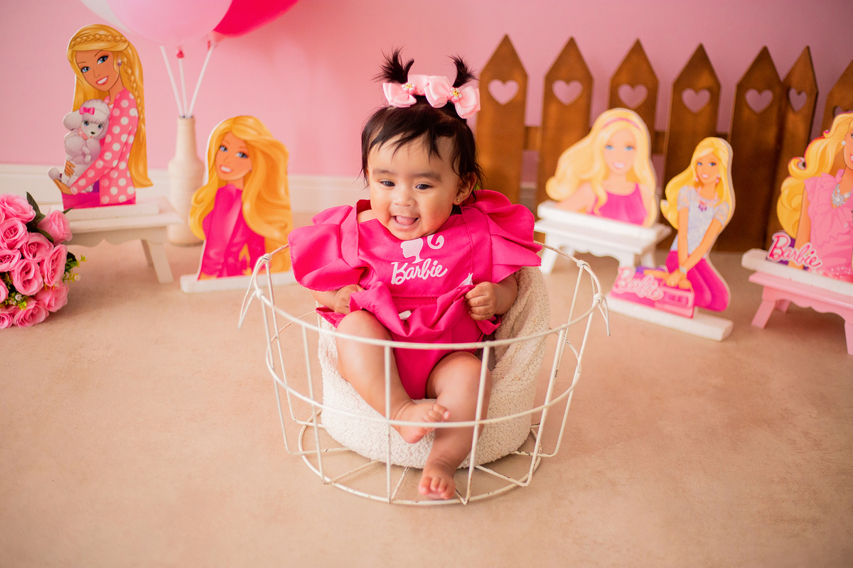 acompanhamento mensal de bebe caxias do sul figurino cenario tematico  personagem foto infantil serra gaucha fotografia familia mundo azul rosa ensaio fotografico crianca newborn baby menino menina smash the cake esmague o bolo banheira urso circoaco