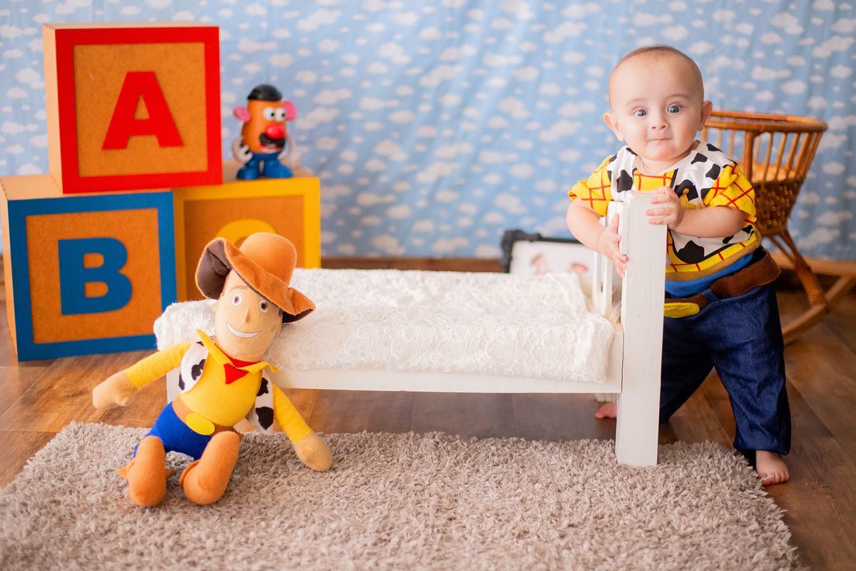 acompanhamento mensal de bebe caxias do sul figurino cenario tematico  personagem foto infantil serra gaucha fotografia familia mundo azul rosa ensaio fotografico crianca newborn baby menino menina smash the cake esmague o bolo banheira urso circoaco