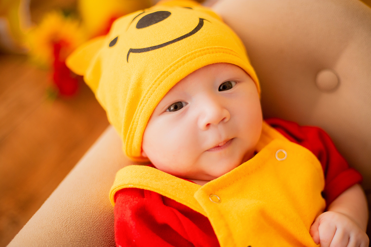 acompanhamento mensal de bebe caxias do sul figurino cenario tematico  personagem foto infantil serra gaucha fotografia familia mundo azul rosa ensaio fotografico crianca newborn baby menino menina smash the cake esmague o bolo banheira urso circoaco