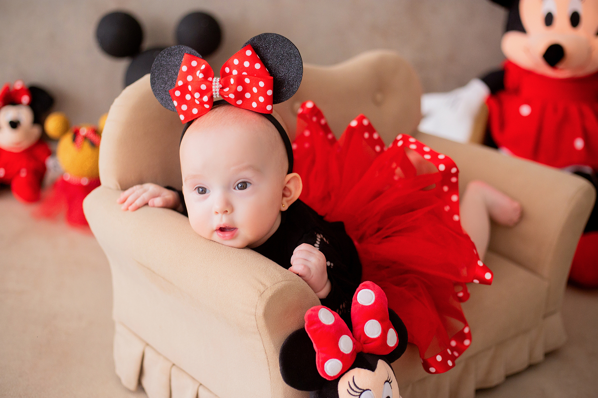 acompanhamento mensal de bebe caxias do sul figurino cenario tematico  personagem foto infantil serra gaucha fotografia familia mundo azul rosa ensaio fotografico crianca newborn baby menino menina smash the cake esmague o bolo banheira urso circoaco