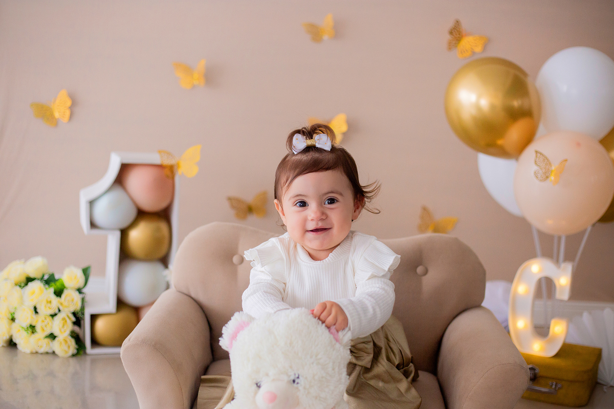 acompanhamento mensal de bebe caxias do sul figurino cenario tematico  personagem foto infantil serra gaucha fotografia familia mundo azul rosa ensaio fotografico crianca newborn baby menino menina smash the cake esmague o bolo banheira urso circoaco