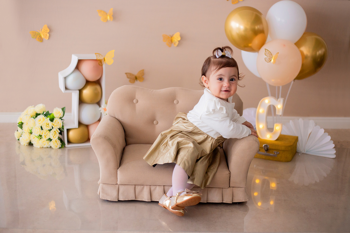 acompanhamento mensal de bebe caxias do sul figurino cenario tematico  personagem foto infantil serra gaucha fotografia familia mundo azul rosa ensaio fotografico crianca newborn baby menino menina smash the cake esmague o bolo banheira urso circoaco